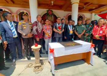 Pj Bupati Limi Mokodompit Resmikan Gereja Advent Hari Ketujuh Baturapa