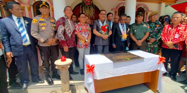 Pj Bupati Limi Mokodompit Resmikan Gereja Advent Hari Ketujuh Baturapa
