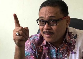 Pj Bupati Bolmong Limi Mokodompit Kerahkan Tenaga Kesehatan Tangani Ratusan Siswa Yang Diduga Keracunan Susu