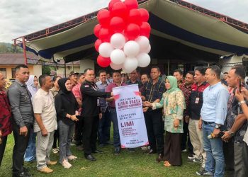 Sekda Bolmong Tahlis Gallang Launching Website “LIMI”