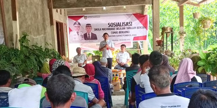 Camat Sang Tombolang Turun ke Desa Domisil Moonow Edukasi Antisipasi Bencana