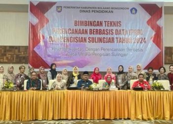 Pj Bupati Limi Mokodompit Buka Bimtek Perencanaan Berbasis Data Untuk Guru