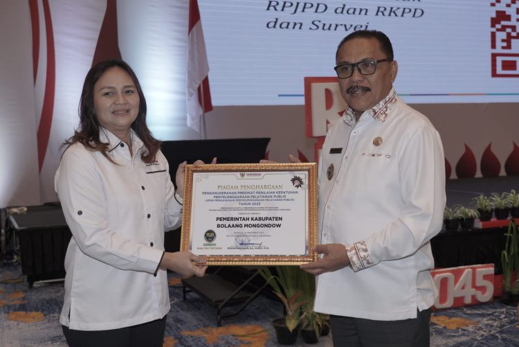 Pemkab Bolmong Raih Predikat Kepatuhan Penyelenggaraan Pelayanan Publik Zona Hijau dari Ombudsman RI