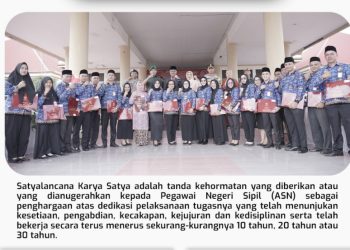 33 ASN Bolmong Menerima Penghargaan Satya Lencana Karya