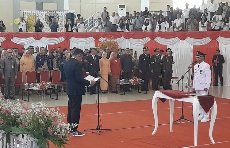Gubernur Olly Dondokambey Lantik dr Jusnan Mokoginta Sebagai Pj Bupati Bolmong