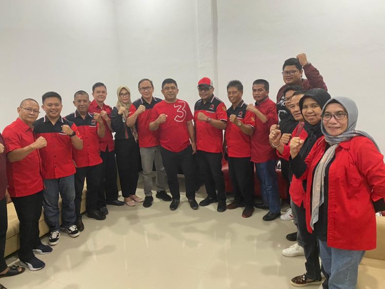 Hadapi Pilkada 2024, Pengurus PDI Perjuangan Kotamobagu Solid Untuk Meiddy Makalalag