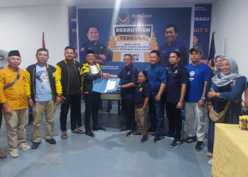 Sekretaris DPD II Golkar Kotamobagu Herdy Korompot Daftar ke NasDem