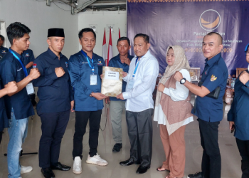 Ketua DPD NasDem Kabupaten Bolmong Sukron Mamonto Daftar Bakal Calon Bupati