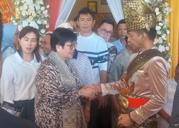 Conny Lolyta Rumondor Jadi Tamu Istimewa di Acara Prosesi Penjemputan adat Pj Bupati Bolmong
