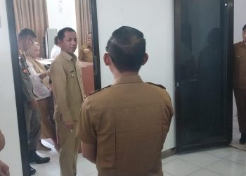 Sidak di Bagian PBJ, Jusnan Ingatkan Jangan Ada Kongkalikong