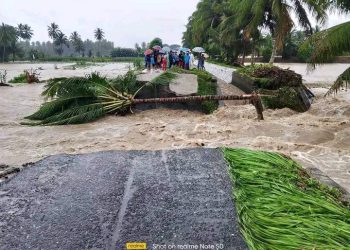 Tanggul Bendungan Kosinggolan Jebol, Akses ke Desa Makaruo Putus