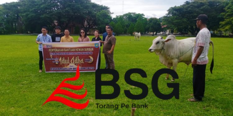 Bank Sulutgo Lolak Sumbang Hewan Kurban