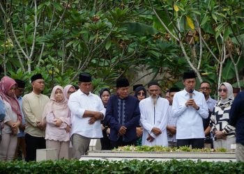 HUT ke-16 Kabupaten Bolsel, Bupati dan Wakil Bupati Ziarah ke Makam Tokoh Pemekaran
