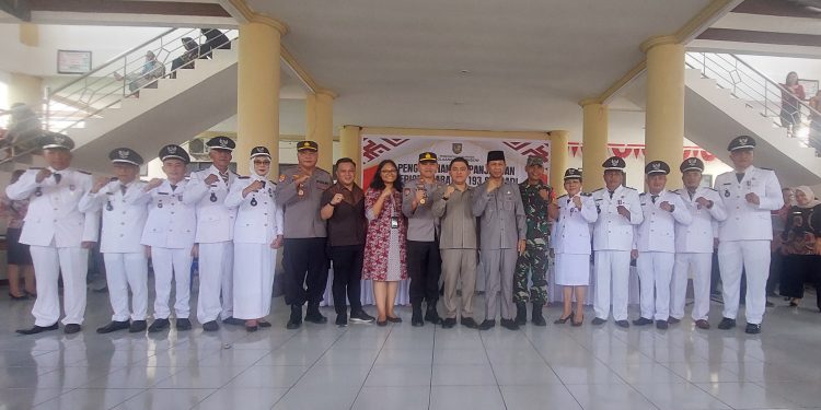 10 Desa di Bolmong Terima Lencana Desa Mandiri dari Kemendes PDTT