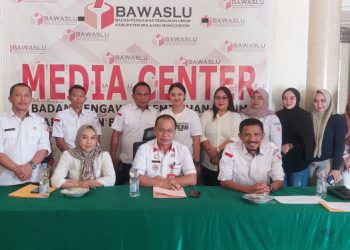 Bawaslu Bolmong Menggelar Rapat Implementasi Reformasi Birokrasi