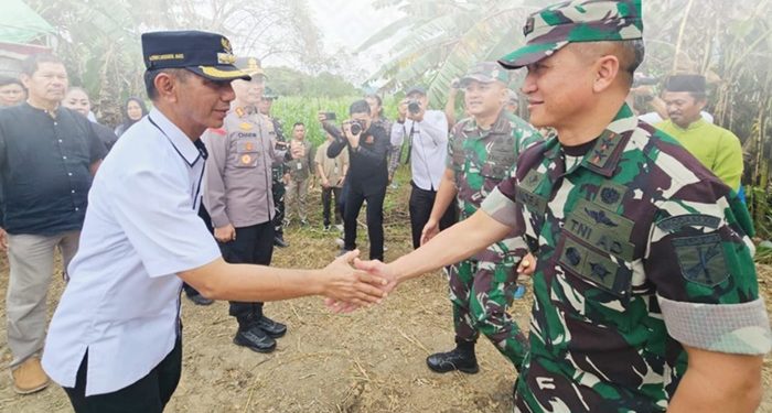 Pj Bupati Bolmong Dampingi Pangdam XIII Merdeka Tanam Jagung di Lolak