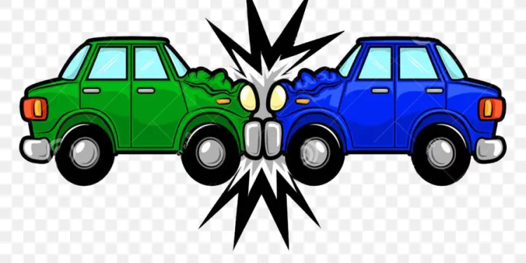 Bawa Ratusan Liter Cap Tikus, Mobil Avanza Tabrakan di Desa Bolaang