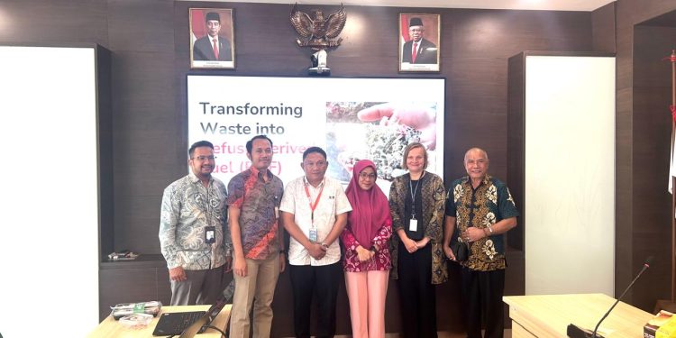 Investor Luar Negeri Siap Biayai Penyusunan Feasibility Studi Pengelolaan Sampah Menjadi RDF