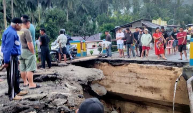 Satu Rumah Rusak Berat Diterjang Banjir di Desa Muntoi Bolmong