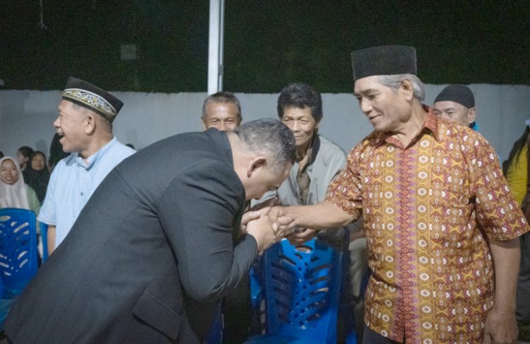 Maju di Pilkada Kotamobagu, NK STA Silahturahmi dan Minta Doa Restu