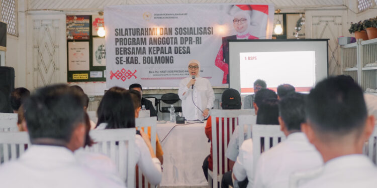 Anggota DPR RI Yasti Soepredjo Mokoagow Silahturahmi Bersama Sangadi se Bolmong