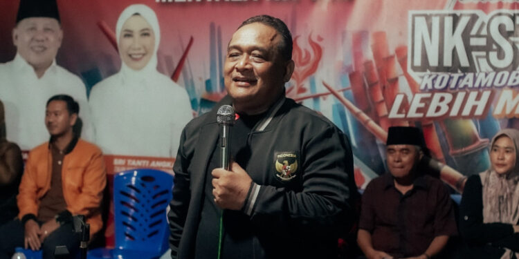 Warga Kotobangun Ucapkan Terima Kasih ke Benny Rhamdani