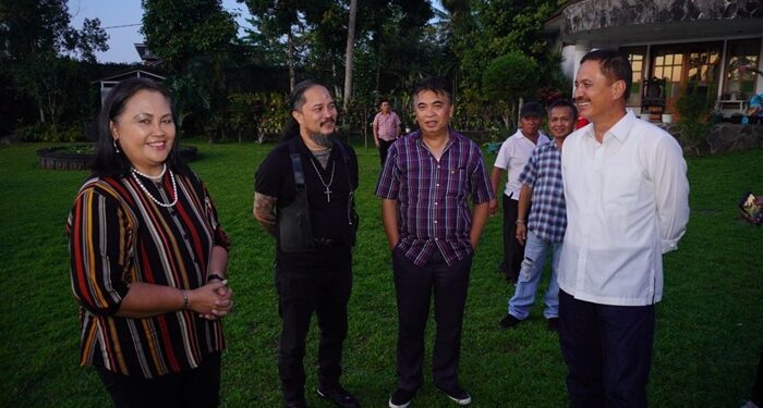 ADT di Mata Mantan Wakil Walikota Tomohon, :Beliau Rendah Hati