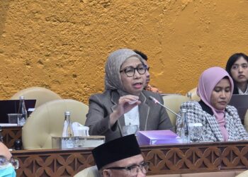 Yasti Soepredjo Mokoagow, Usul Agar Pendamping Desa Diseleksi