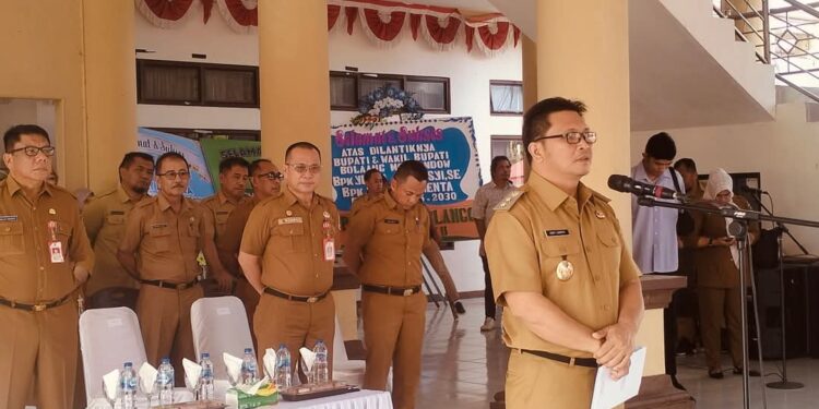 Wakil Bupati Bolmong Dony Lumenta Pimpin Apel Kerja