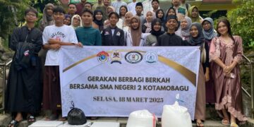 Siswa SMA Negeri 2 Kotamobagu Berbagi di Panti Asuhan