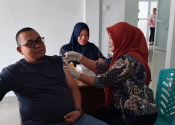 Calon Jamaah Haji Asal Bolmong Divaksinasi