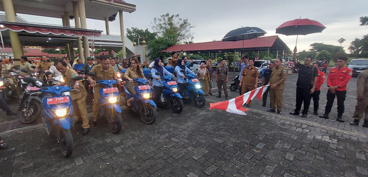 Bupati dan Wabup Bolmong Serahkan Kendis Milik Penyuluh