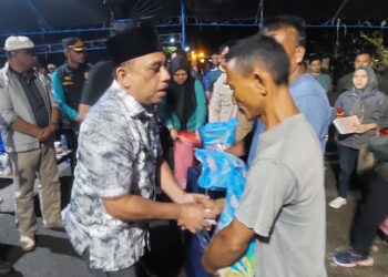 Bupati Yusra Alhabsyi Minta Maaf Saat Kunjungi Korban Kebakaran