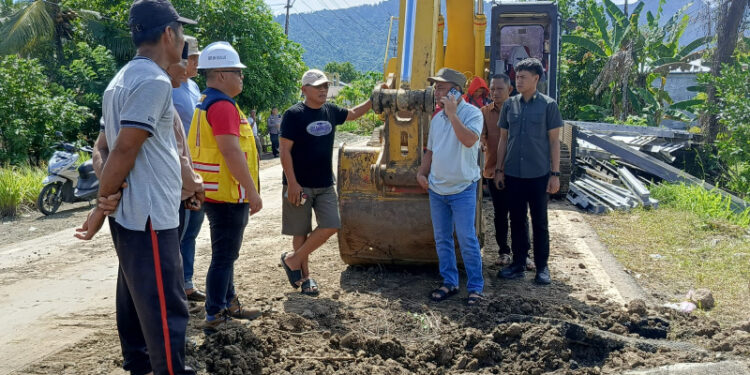 Bupati Bolmong Turun Langsung Penanganan Jalur Trans Sulawesi di Desa Solog