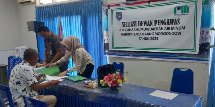 Enam Pelamar Serahkan Berkas Ikut Seleksi Calon Anggota Dewan Pengawas PDAM Bolmong
