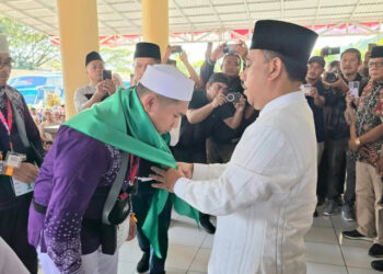 Lepas Jamaah Calon Haji, Yusra: Jangan Lupa Doakan Kami