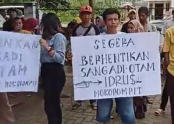 Demo Warga Otam, Desak Sangadi Mundur dari Jabatan