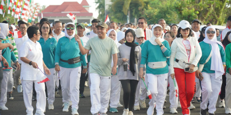 Bagikan 10 Juta Bendera, Pemkab Bolmong Launching Rangkaian Kegiatan HUT ke 80 RI