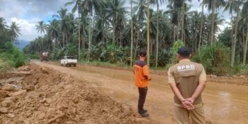 Puluhan Rumah Terendam Lumpur Material Tambang di Desa Bakan