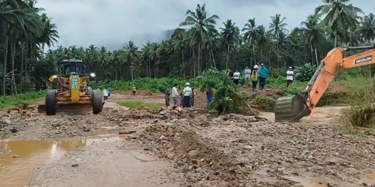 Banjir Material Tambang di Desa Bakan Diduga Lantaran Ketelodoran Dua Perusahan dan Aktivitas PETI, DLH: Akan Kita Cek