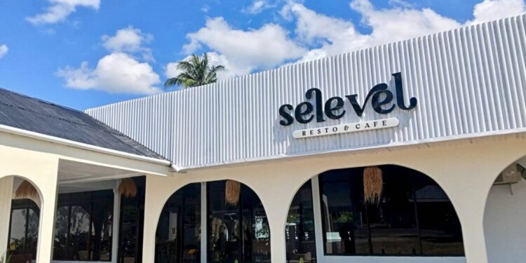 Selevel Resto & Cafe Lupa Bobahasaan?
