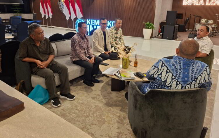 Percepat Infrastruktur, Bupati Yusra Alhabsyi Audiensi di Kemenko