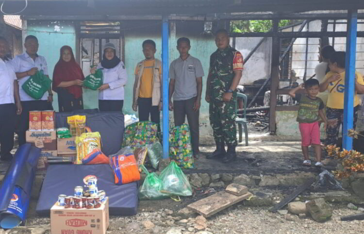 Pemkab Bolmong Salurkan Bantuan Korban Kebakaran di Desa Pangi Induk