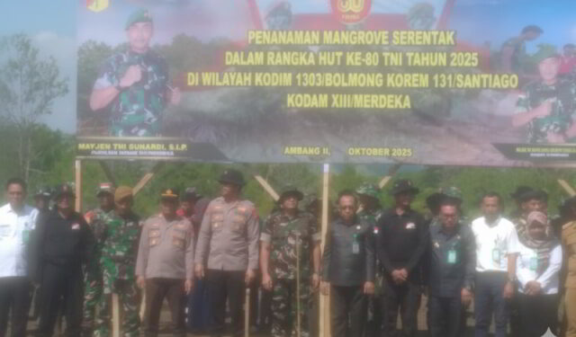 Pemkab Bolmong dan TNI Gelar Penanaman Mangrove di Pesisir Ambang