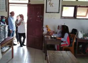 Siswa di Kecamatan Bolaang Mulai Nikmati Program MBG