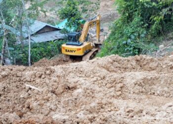Pemilik Alat Berat di Lokasi WPR Beri Klarifikasi: Kami Hanya Membuka Akses Jalan, Bukan untuk Menambang