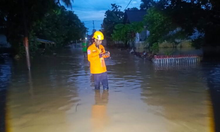 Banjir Terjang Sejumlah Desa di Bolmong. Puluhan Warga Dievakuasi