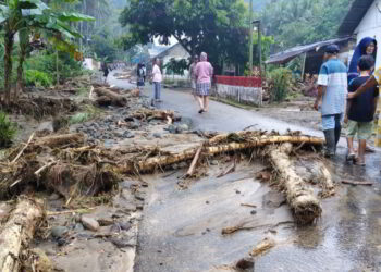 Banjir Terjang Sejumlah Desa di Bolmong. Puluhan Warga Dievakuasi