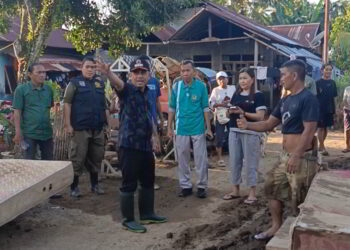 Bupati Yusra Tinjau Desa Wineru, Pastikan Penanganan Pasca Banjir