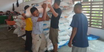 Pemkab Bolmong Rampungkan Penyaluran 30 Ton Lebih Beras untuk Korban Banjir di Dua Kecamatan